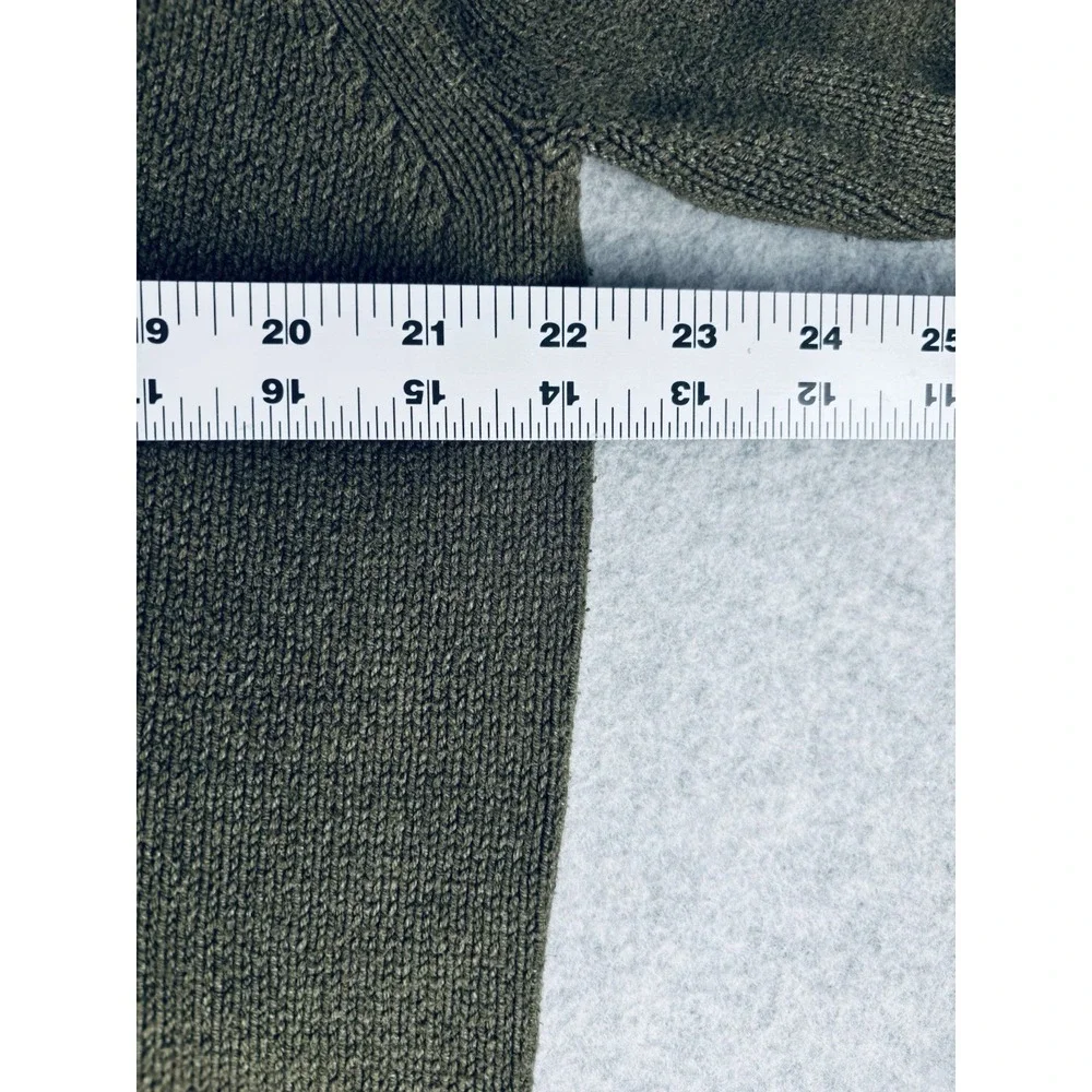 IZOD Men's Sweater Large Dark Green Pullover Knit Crewneck Casual Ribbed - Picture 10 of 10